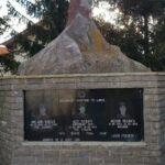 Lapidari i Dëshmorëve: Xheladin Kurtaj, Agim Bajrami, Besnik Begunca - Gabrricë, Kaçanik