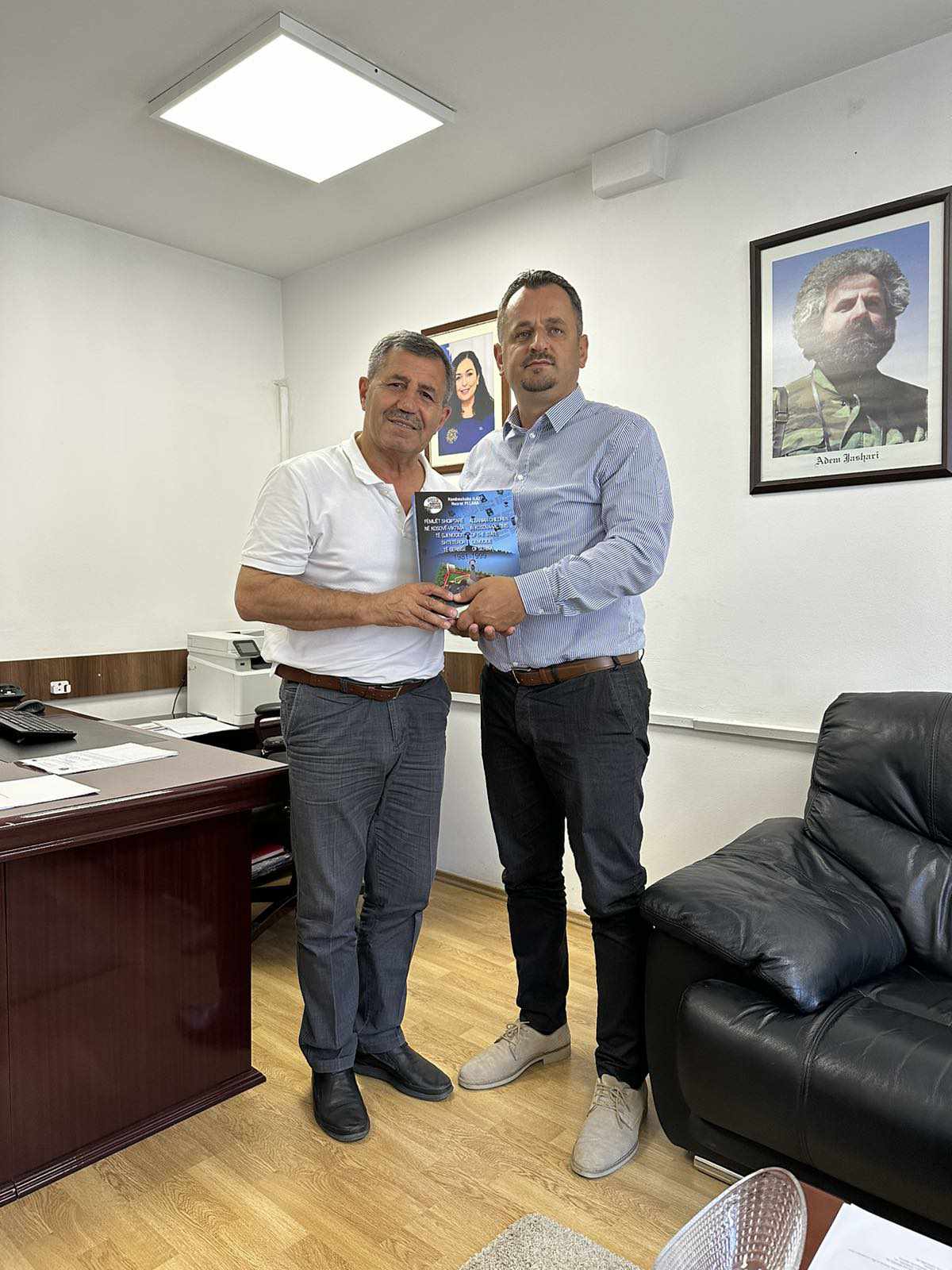 Takimi në mes drejtorit të AMMKM-së z.Imer Hakaj dhe Profesor z.Nusret Pllana