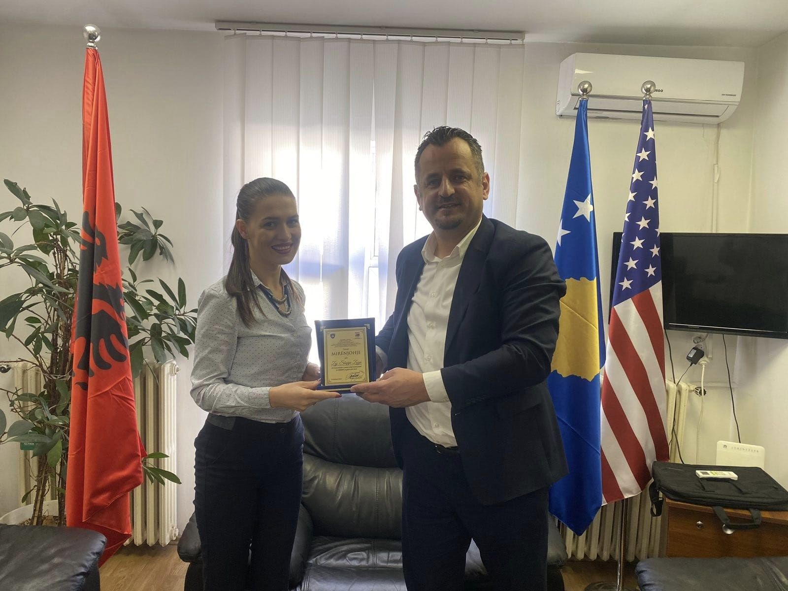 Drejtori Imer Hakaj ndanë mirënjohje për punëtorin e vitit 2023 në AMMKM