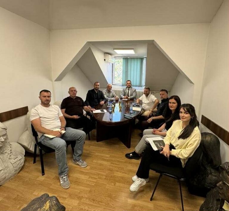 Projekti i Varrezave të Dëshmorëve dhe Veteranëve në Komunën e Shtimes në Fokus të Bashkëpunimit Institucional