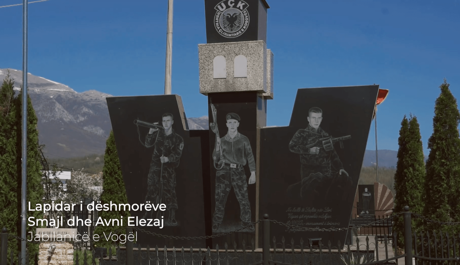 Lapidari i Dëshmorëve Smajl dhe Avni Elezaj – Jabllanicë e vogël, Pejë. (Video)